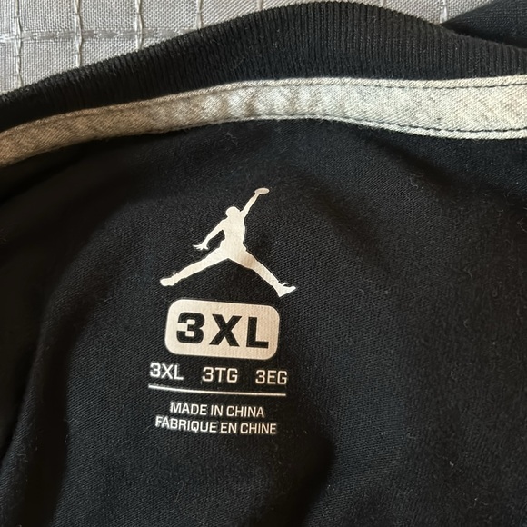 Nike Air Jordan Retro 5 “Without Boarders” Black T-Shirt Size 3XL - Picture 6 of 7